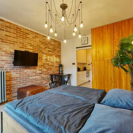 Modern Industry * Praag